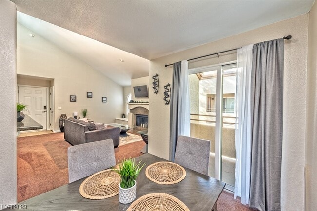 Building Photo - 3145 E Flamingo Rd