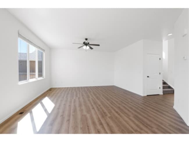 Foto del edificio - Stunning 2 story home in Painted Sky