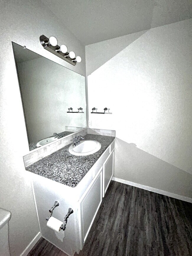 Building Photo - Check out this adorable North Lubbock dupl...