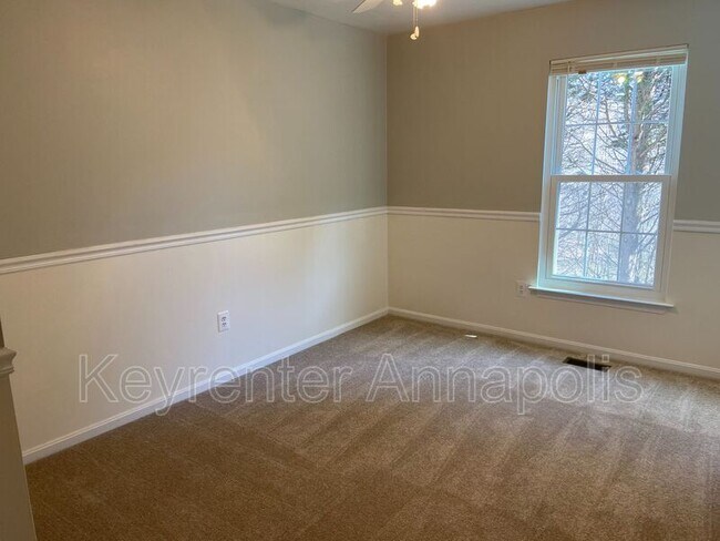 Building Photo - 682 Lions Gate Ln