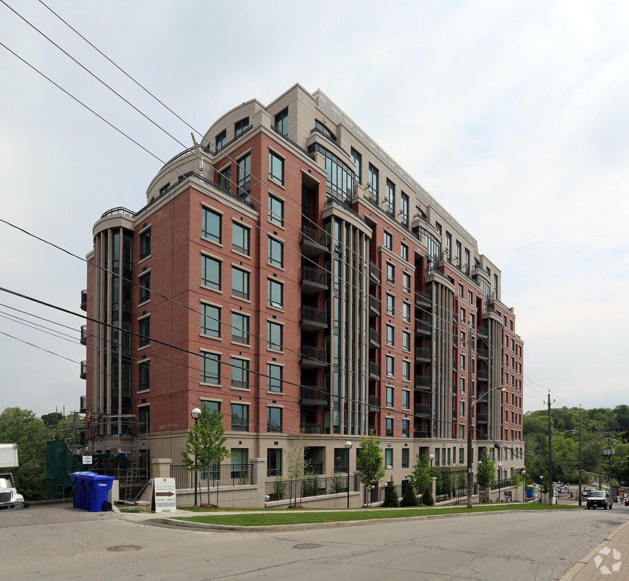 Riverhouse at the Old Mill Apartments 30 Old Mill Rd Toronto, ON