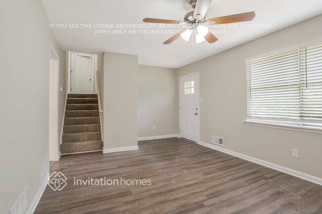 Foto del edificio - 3868 Burnt Leaf Ln SW