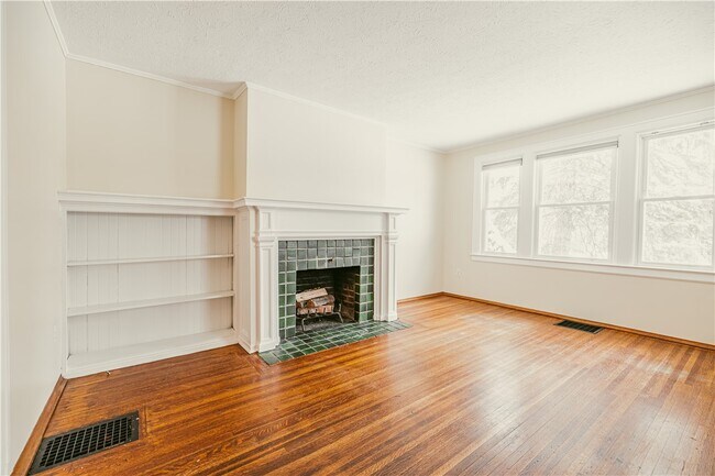 Foto del edificio - 297-303-303 Dartmouth St