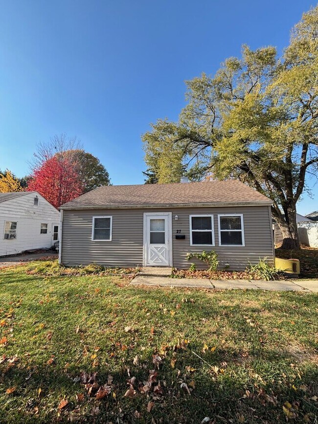 Foto del edificio - 27 Winding Ln