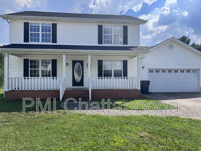 Foto principal - 292 Chestnut Ridge Road