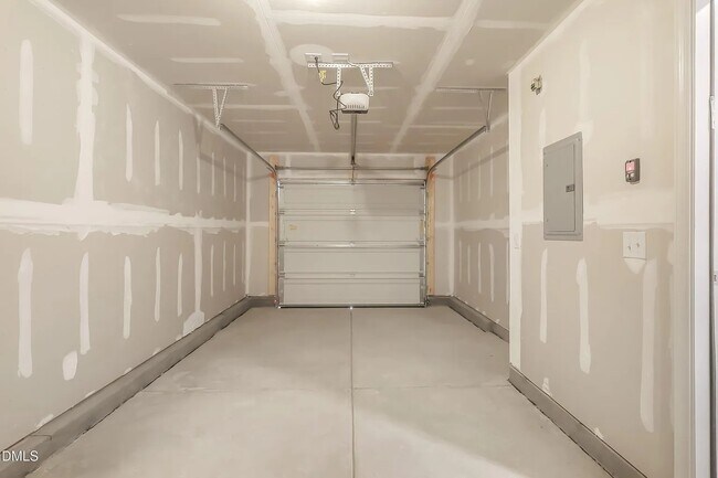 Foto del edificio - 3602 Elm Grv Ln