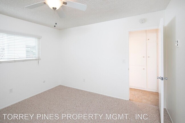 Building Photo - 4475 Hamilton St