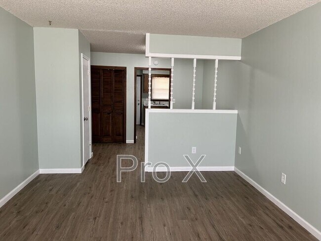 Foto del edificio - 801 N Rouse St