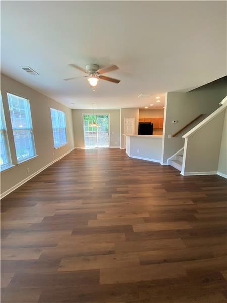Building Photo - 3425 Fernview Dr