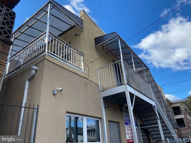 Foto del edificio - 2601 S 18th St