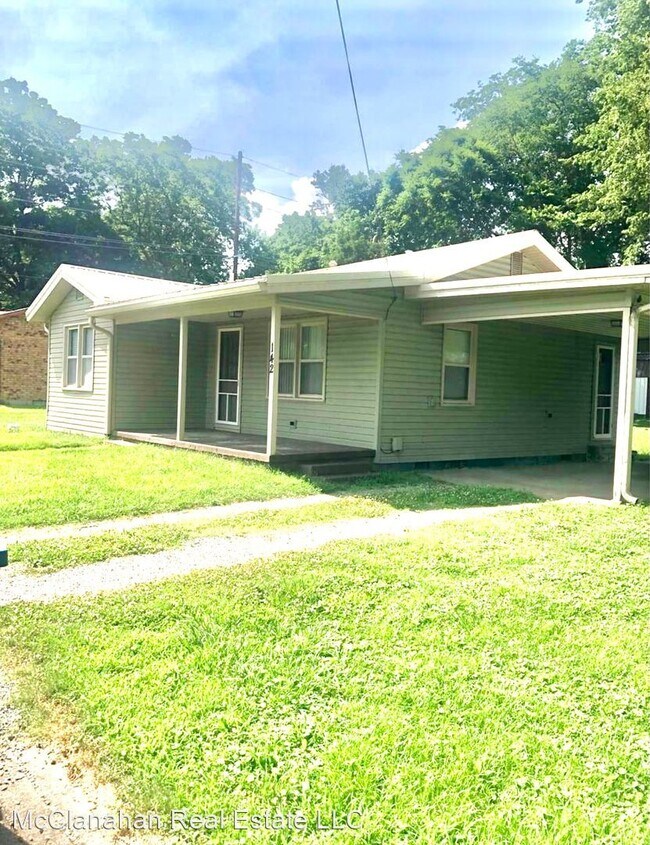 Foto del edificio - 2 br, 1 bath House - 142 Twappity Street