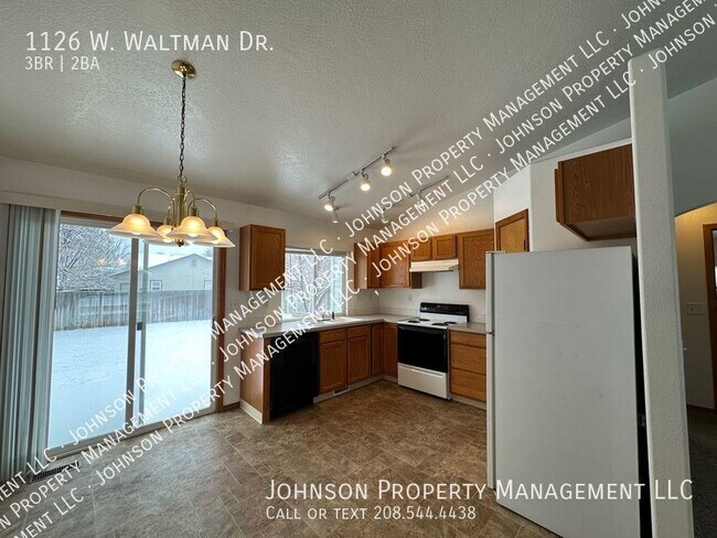 Foto del edificio - Spacious Meridian Home with Bonus Room, Ya...