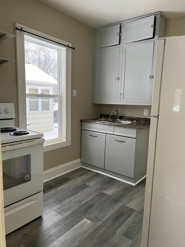Foto del edificio - Charming 1 bedroom 1 bath Single Family Ho...