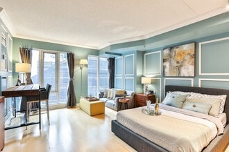 Building Photo - 210 Victoria St