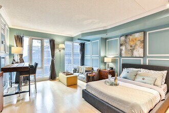 Building Photo - 210 Victoria St