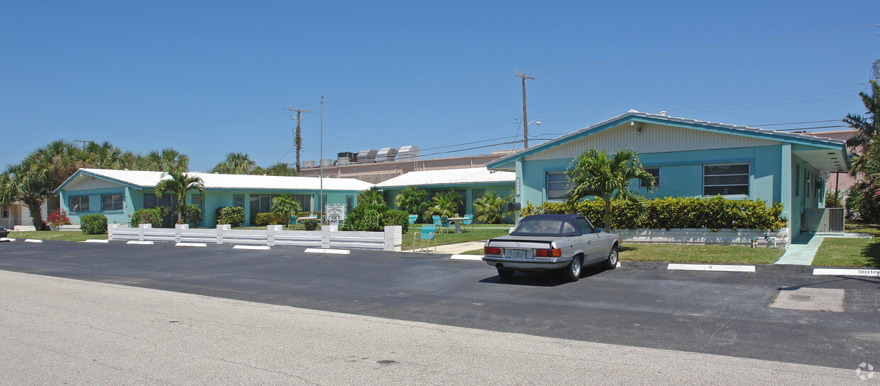 Foto principal - Courtyard at Pompano