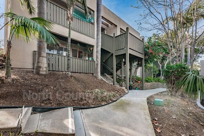 Building Photo - 159 W Glaucus St