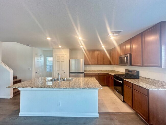 Building Photo - Tustin Russell & Timber Creek