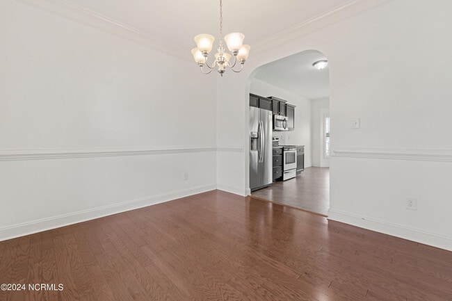 Building Photo - 262 Merin Height Rd