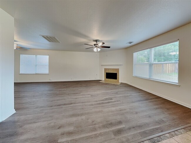 Building Photo - 11806 Skydale Dr