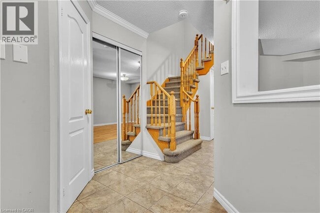 Building Photo - 23 Stonecairn Dr