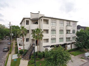 Building Photo - 2701 Helena St