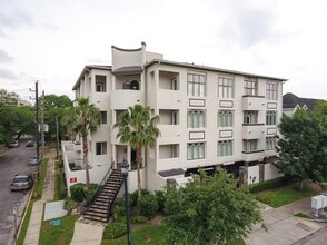 Building Photo - 2701 Helena St