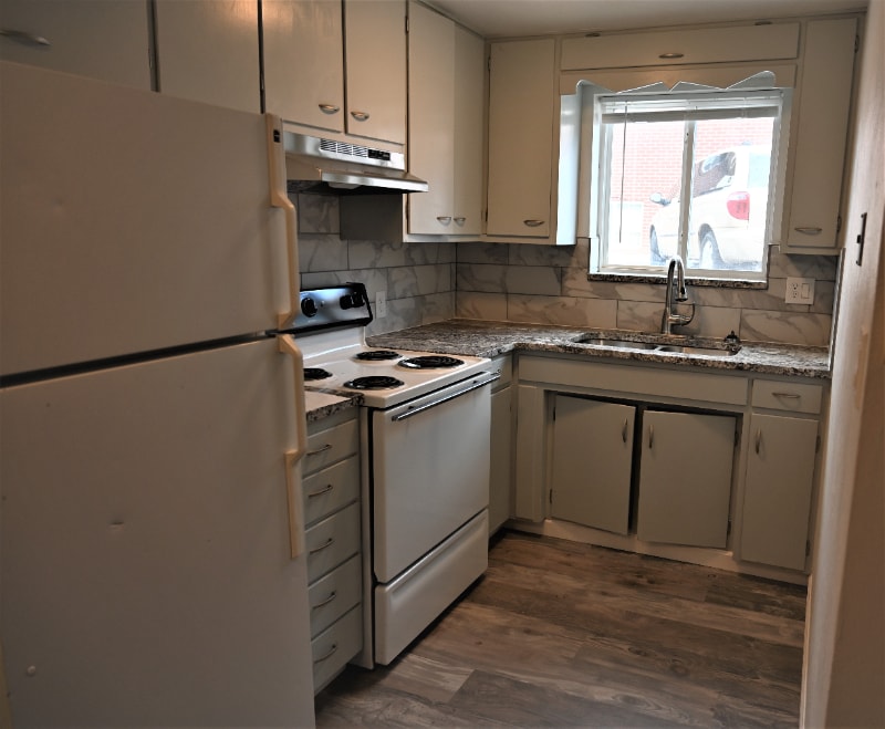 Photo - 1631 Kimbark St