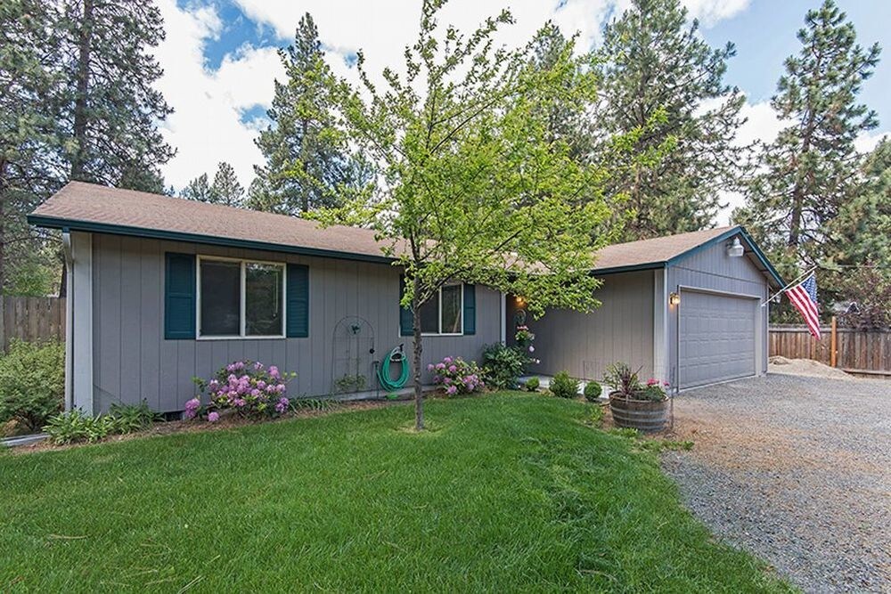 Primary Photo - 60389 Zuni Rd