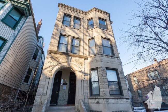 Foto del edificio - 1014 W Roscoe St