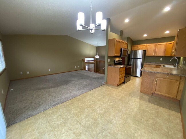 Foto del edificio - 3 bdrm/2 bath Twin Home - FOR RENT!