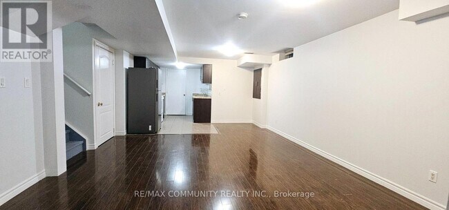 Photo du bâtiment - 21 Midvale Rd