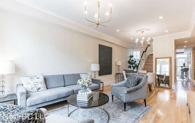 Foto del edificio - 4 br, 2.5 bath House - 304 L St SE