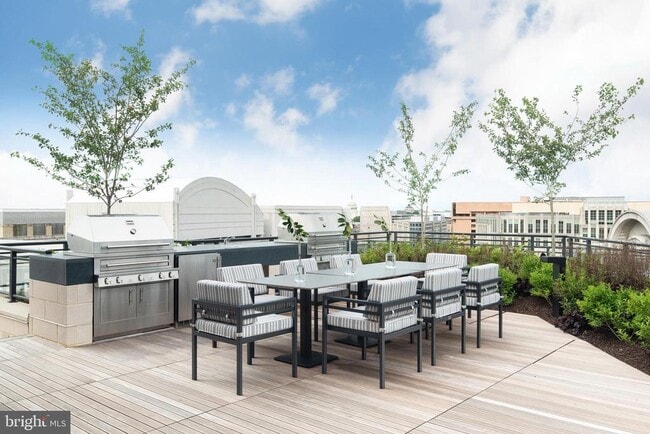 Foto del edificio - 1331 Maryland Ave SW