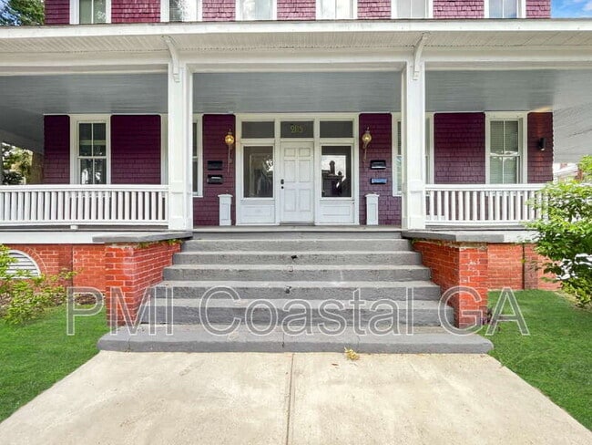 Building Photo - 2115 Lincoln St