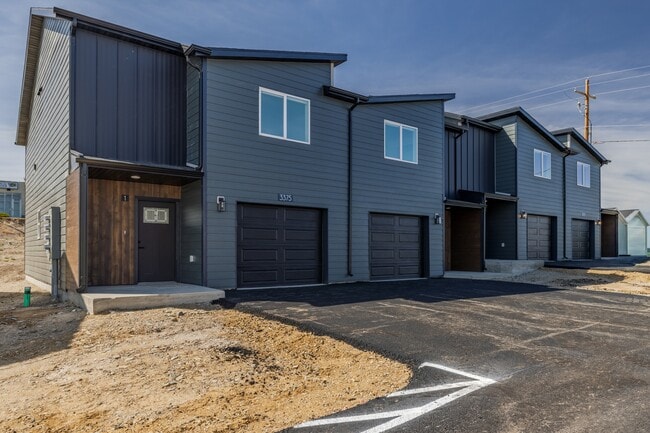 Building Photo - 3375 Crosswind Ct