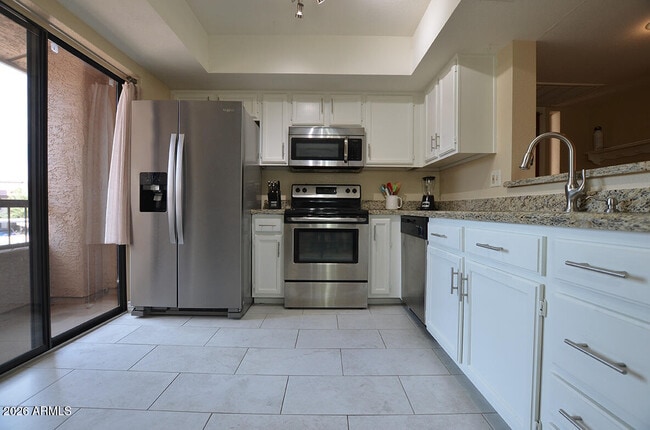 Building Photo - 9550 N 94th Pl