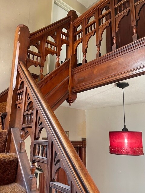 Private Entry - 1020 23rd Ave NE