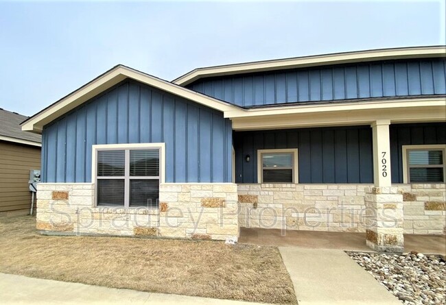 Building Photo - 7020 Cameron Park Rd