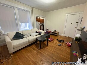 Building Photo - 1163 Boylston St