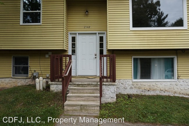 Building Photo - 2542 Circleville Rd