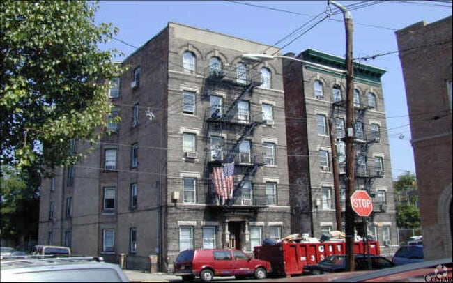 Building Photo - 2301 Central Ave