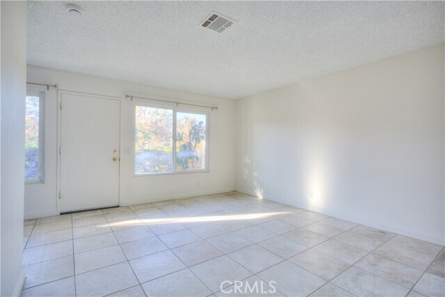 Foto del edificio - 1264 S Diamond Bar Blvd