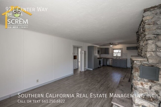 Building Photo - 921 Center Way