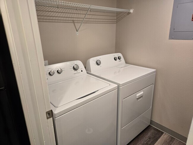 Foto del edificio - The Springs of Royal Oaks