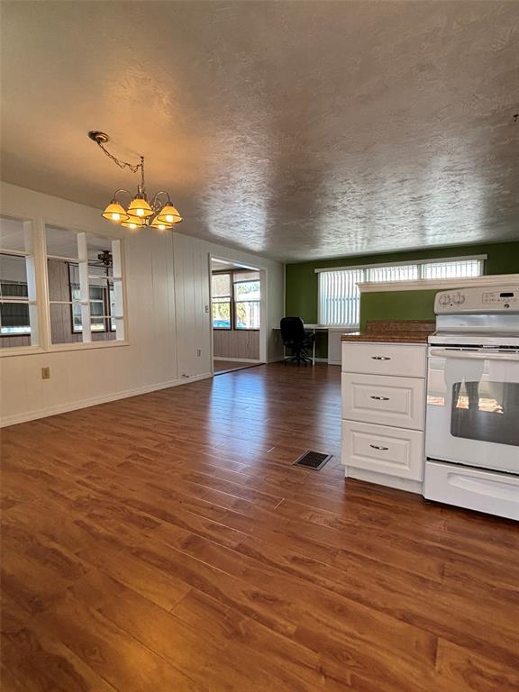 Foto del edificio - 13225 101st St SE