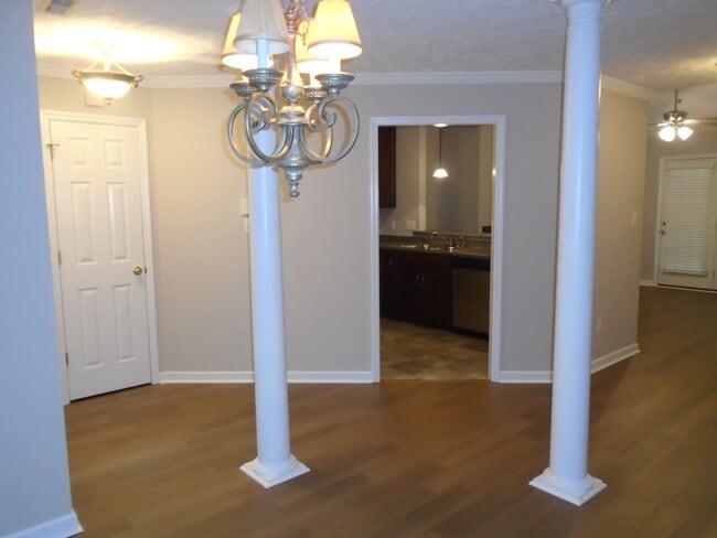 Foto del edificio - Updated move in ready 2 bedroom!