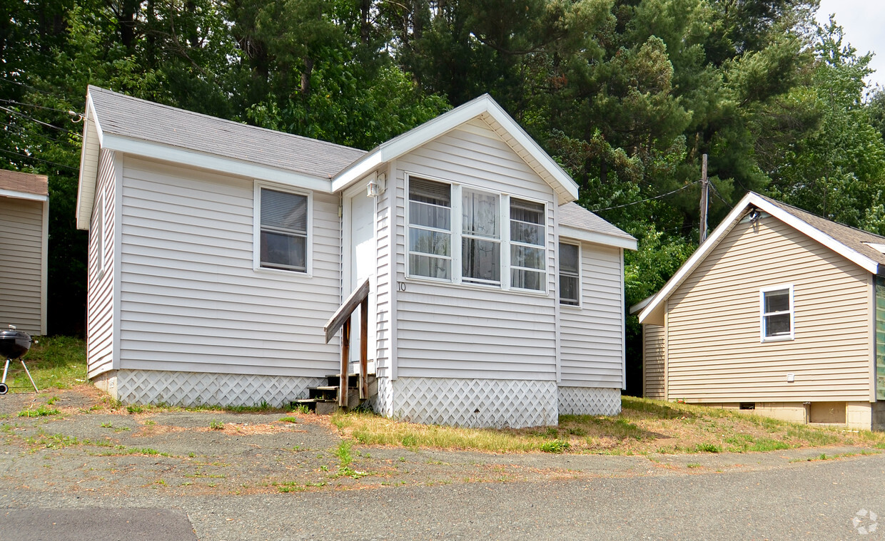 Primary Photo - Hillside Apartments