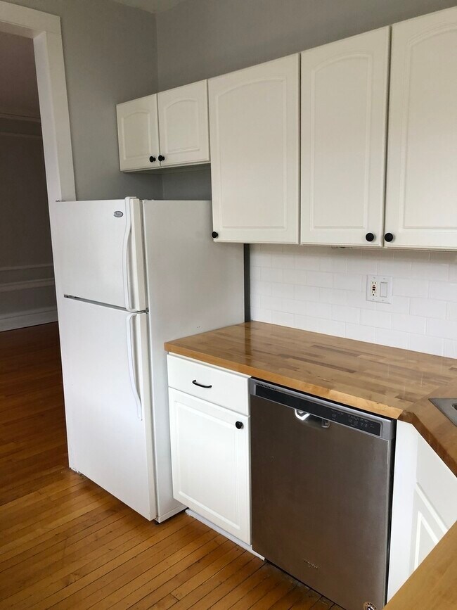 Foto del edificio - 228 N Oak Park Ave