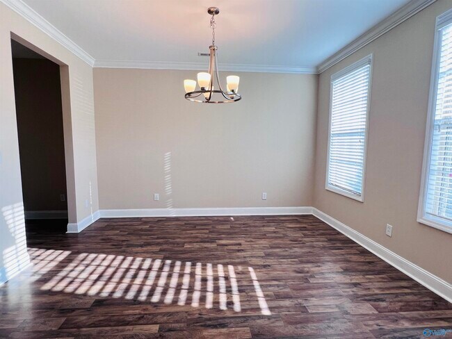 Foto del edificio - 114 Summer Pointe Ln NW